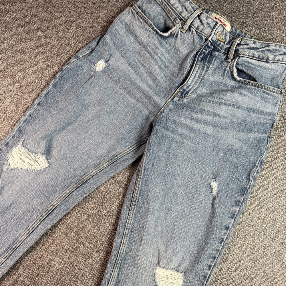 Wrangler Womens High Rise Straight Leg Distressed Light Wash Jeans | Size‎ 4 |